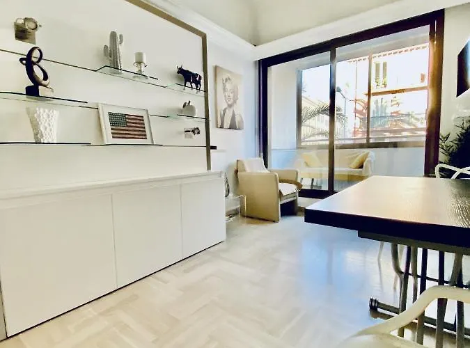 Cosygray512 Lägenhet