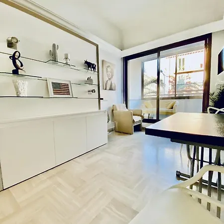 Cosygray512 Appartement